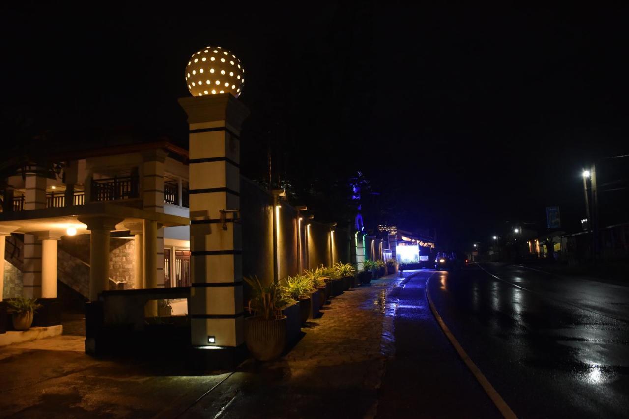 New Ocean Hill Hotel Хиккадува Экстерьер фото