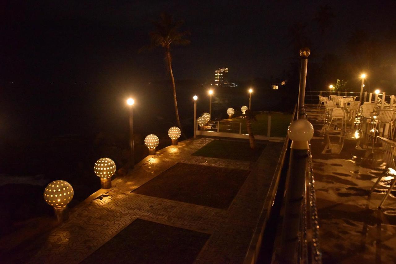 New Ocean Hill Hotel Хиккадува Экстерьер фото