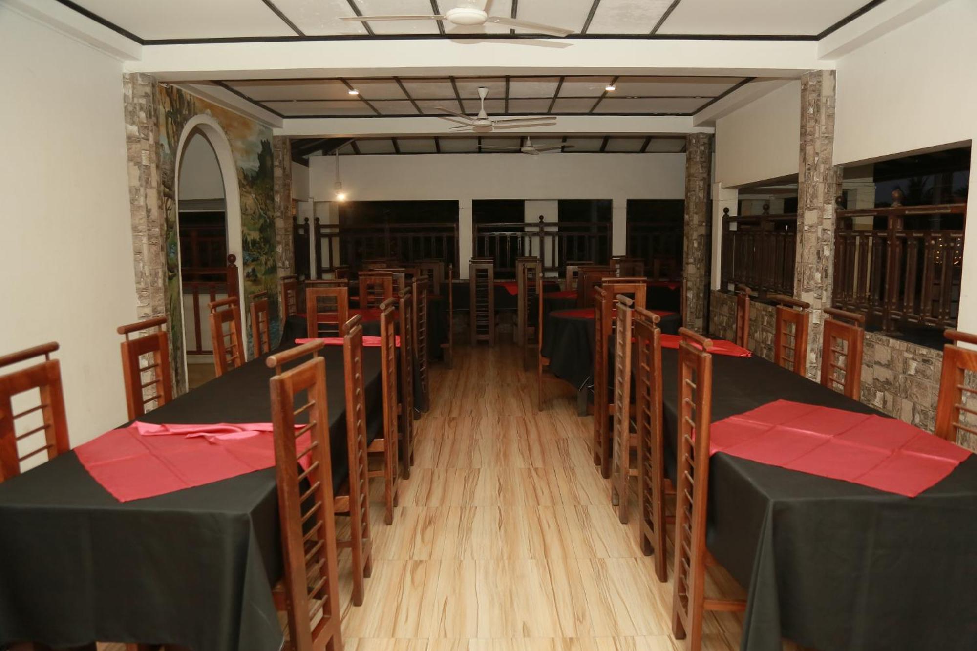New Ocean Hill Hotel Хиккадува Экстерьер фото