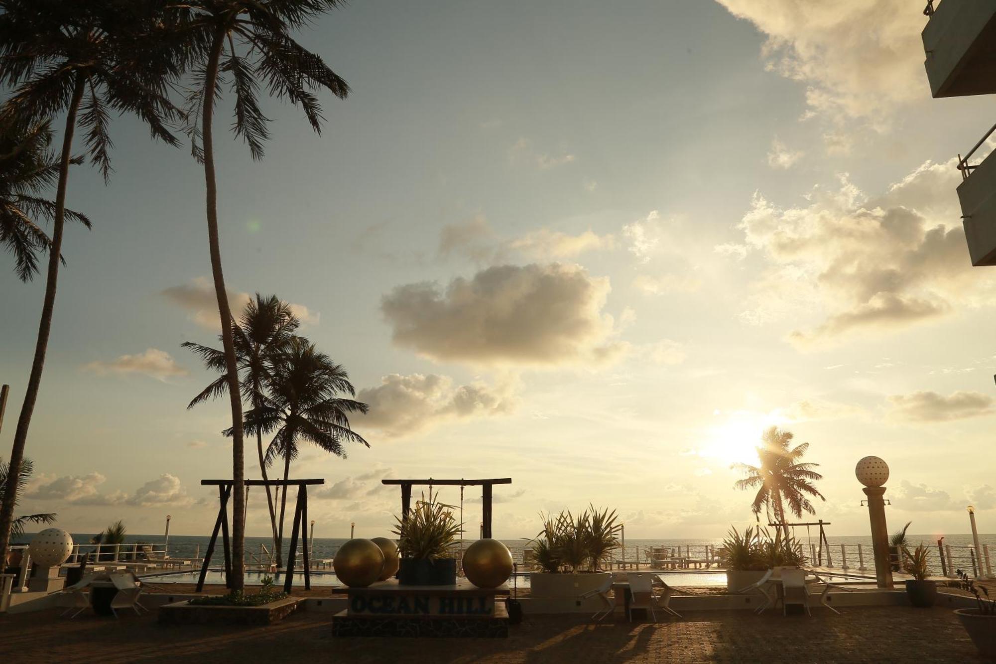New Ocean Hill Hotel Хиккадува Экстерьер фото